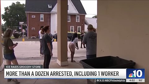 BREAKING - 'I DON'T KNOW WHAT TO DO!': ICE raids a grocery store in the PHILADELPHIA