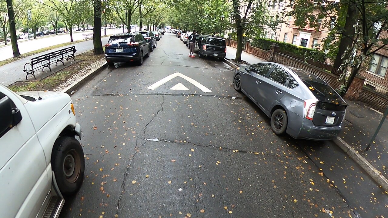 MIRACLES HAPPEN EVERYDAY