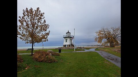 8 Lighthouse Road Trip