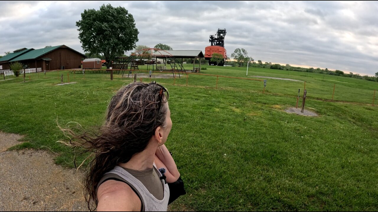 Minivan Camping, Exploring at Big Brutus on Roadtrip through Kansas #travelvideos #introvert