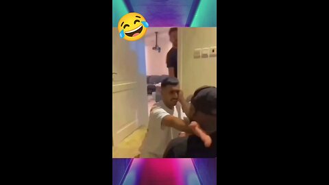 😂😂