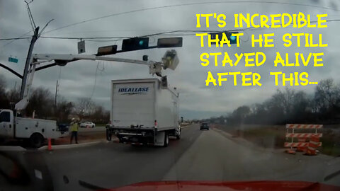 A terrible accident happened on a highway in Texas due to the carelessness of a truck driver.