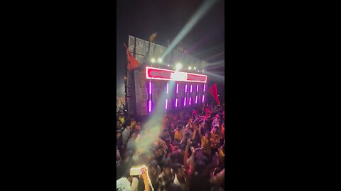 roj naya DJ taiyar karte Hain