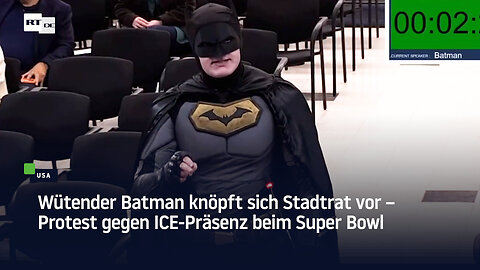 Wütender Batman knöpft sich Stadtrat vor – Protest gegen ICE-Präsenz beim Super Bowl
