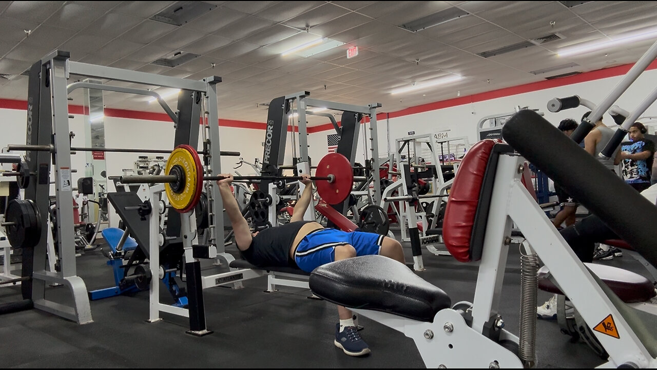 Bench Press 107.5KG/236LBs for 3 Reps