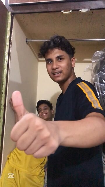 Sambhal ke rakhdia🤣🤣