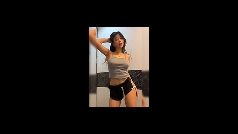 Hot sexy - Sexy girl dancing extremely seductively