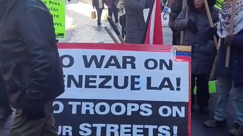 New Yorkers support president Nicolás Maduro and first combatant Cilia Flores.