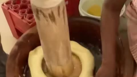 Thor of Fufu in Ghana Street Food Market! 🇬🇭