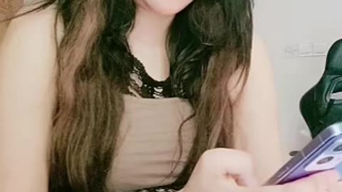 Kitna bhi Khubsurat Hai Bangladeshi beautiful item girls Nadia Khan bigo live shoe pat -2