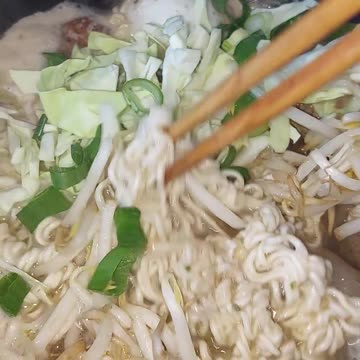 Easy Extravagance Overload Instant Noodles #shorts #cooking #food #recipe