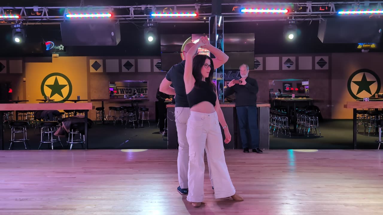 West Coast Swing @ Electric Cowboy with Wes Neese 20250406 185937924