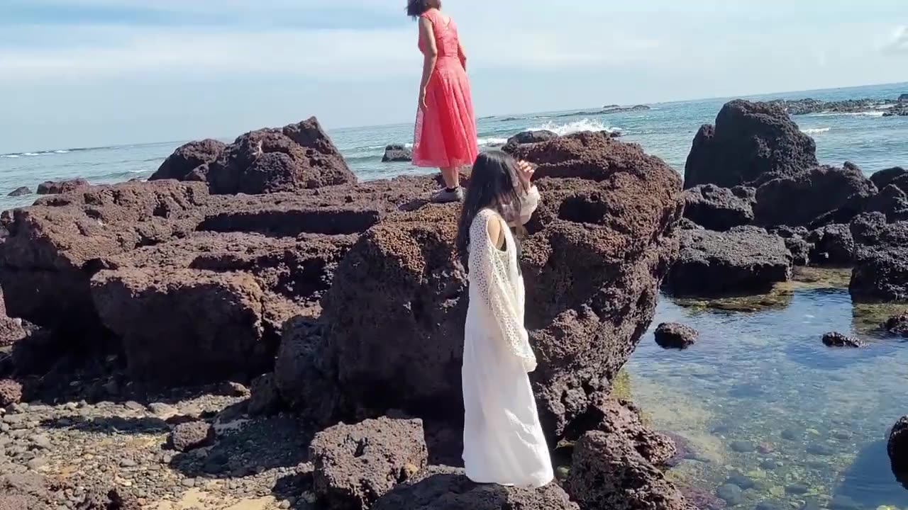 CỔ LŨY CÔ THÔN VÀ GÀNH ĐÁ ĐỎ QUẢNG NGÃI