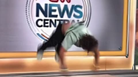 EPIC FAIL: Savannah Bananas Player Face-Plants Backflip LIVE on CNN! 😱