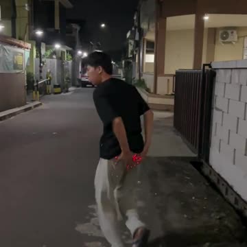 "Me waiting for my food like it’s a life-or-death situation."