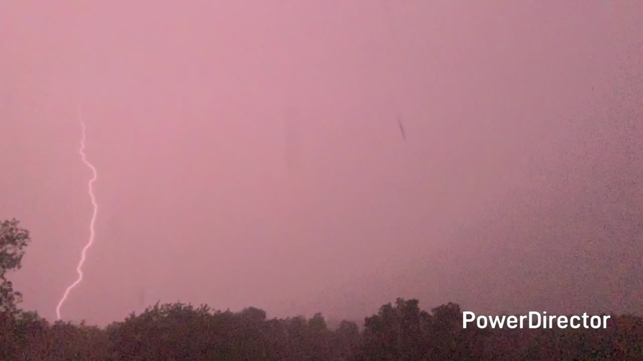 Lightning: slow motion then slow, n pink