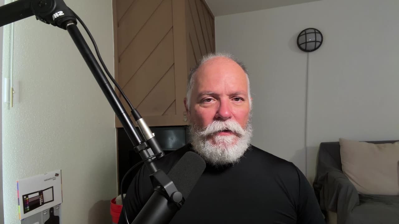 IF YOU ARE FAT YOU ARE RICH 🤑 YOU IDIOTS