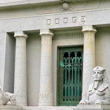 FAMOUS GRAVES - VOL. 149: JOHN DODGE