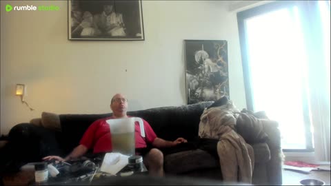 Busting a cum on a livestream