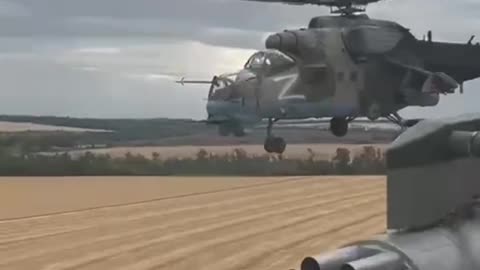 🚁🌾 Ukraine Russia War | Russian Mi-24 Hind Operates Over Fields in Ukraine | RCF