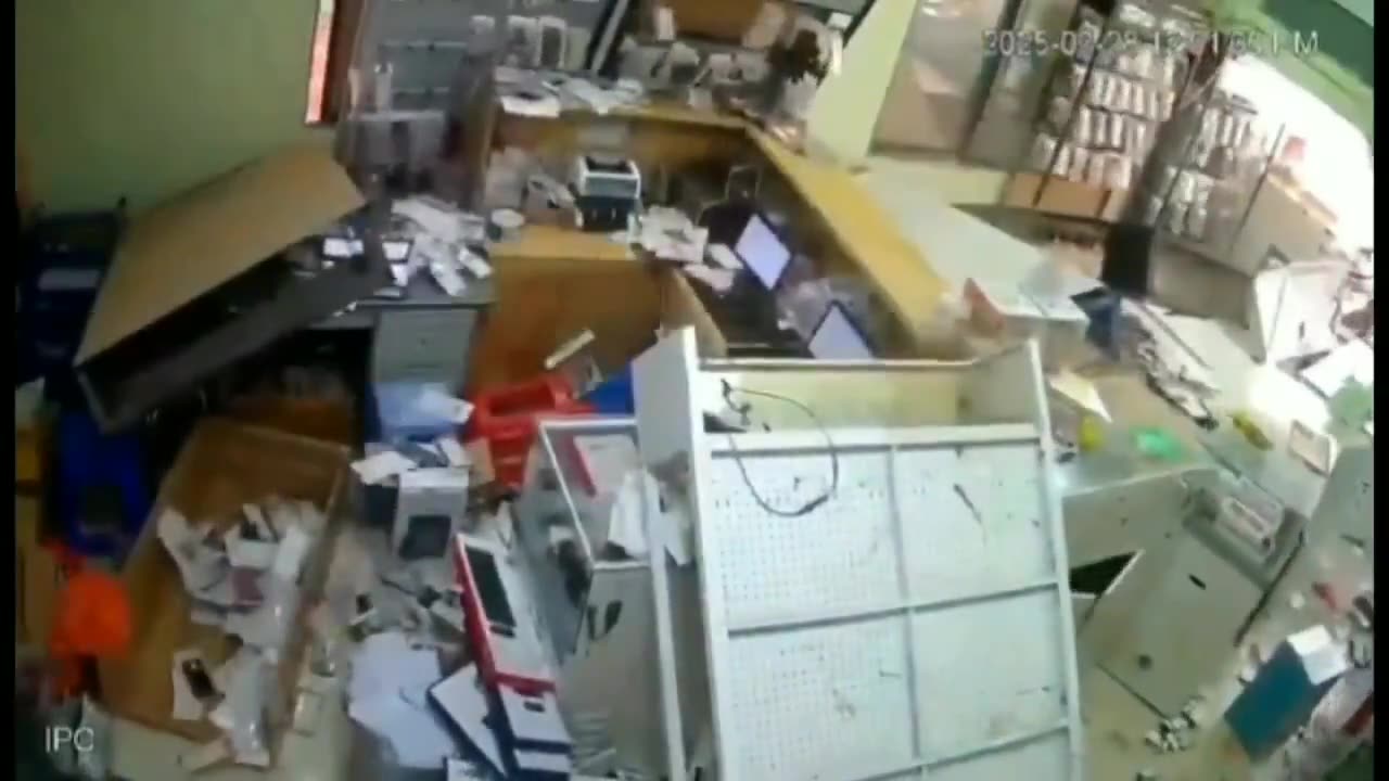 USGS has upgraded the earthquake to a massive 8.7 magnitude!