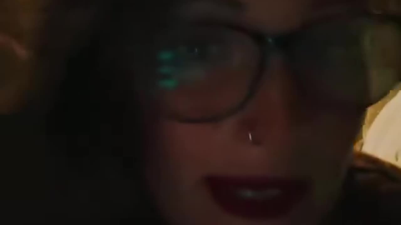 🚨Muslims in the UK are calling for a BAN of people eating in public during Ramadan daylight hours