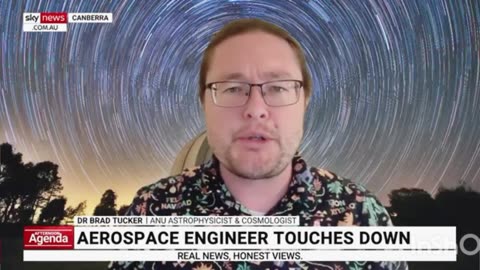 Comet Passes Close to Earth at 270 Million Kilometres | What Scientists Say