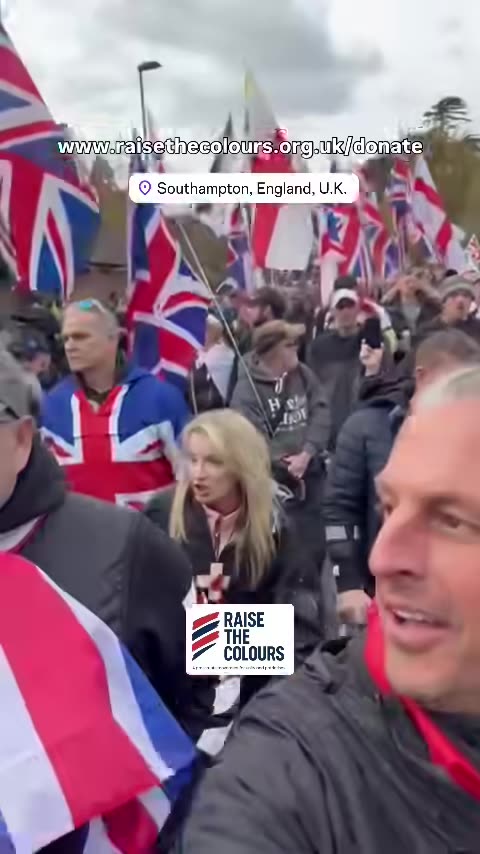 Patriotów i flagi, jak okiem sięgnąć. Wczorajszy pobyt w Southampton był naprawdę niesamowity.