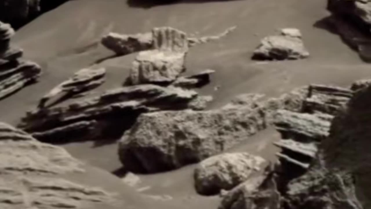 👽🛸 EXPOSED: Mysterious Mars Anomalies Revealed! | TheTruthAbove