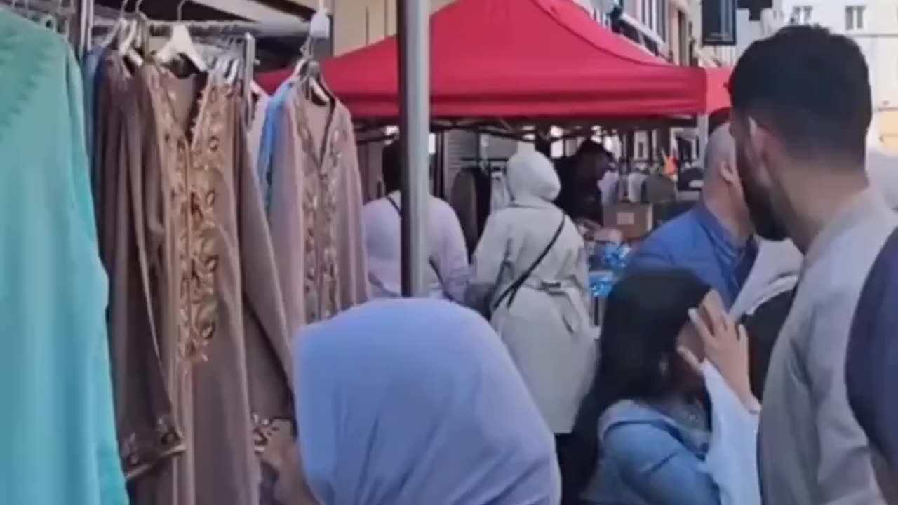 This is Molenbeek, Geert Wilders is absolutely right. This is not immigration