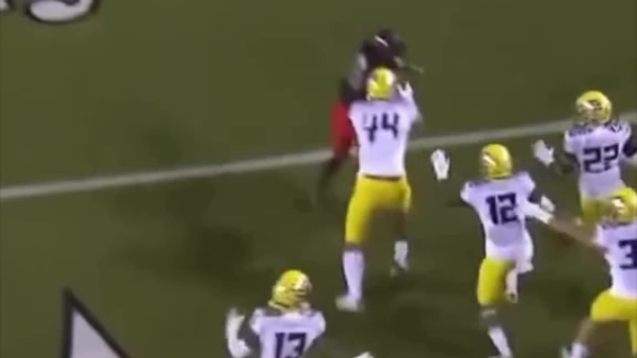 🏈😱 Sports Fails #FlowMe