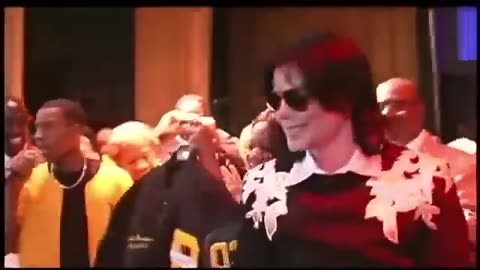 Michael Jackson For The First Time Ever, Special Gift To The Fans