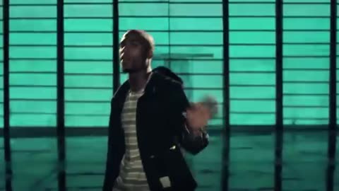 B.o.B - Airplanes (feat. Hayley Williams of Paramore) [Official Video]