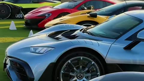 🚀💥 Ferrari UAE Showdown in Dubai: The Ultimate Luxury Experience! | LuxurySportsCars