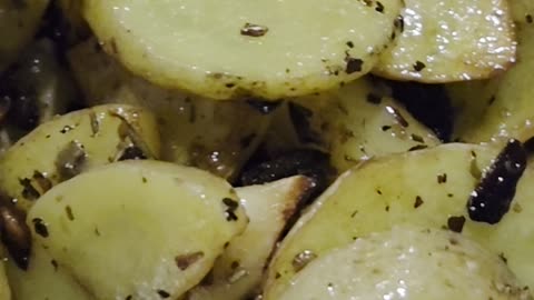 The perfect Potatoe 👌 cooking with Lady Eden