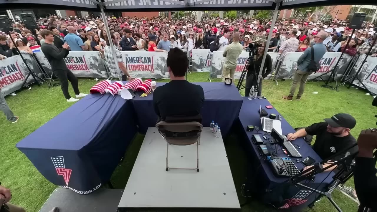 MS13 Gang Defender Gets Destroyed By Charlie Kirk