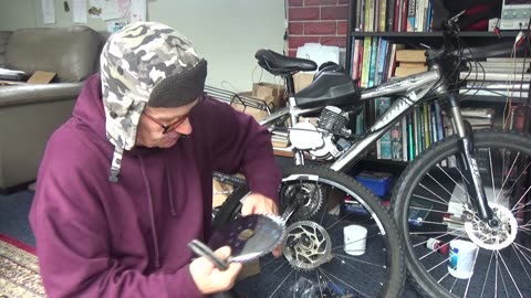 Fitting a tiny engine to my MTB - Building the perfect BugOutBike