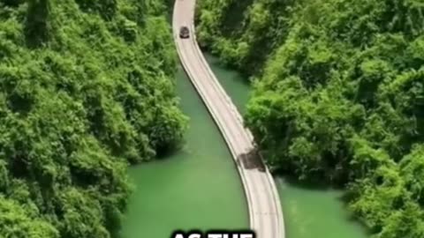 ✨ Floating on Water: The Amazing Aerial View of This Bridge! 🚗🌊