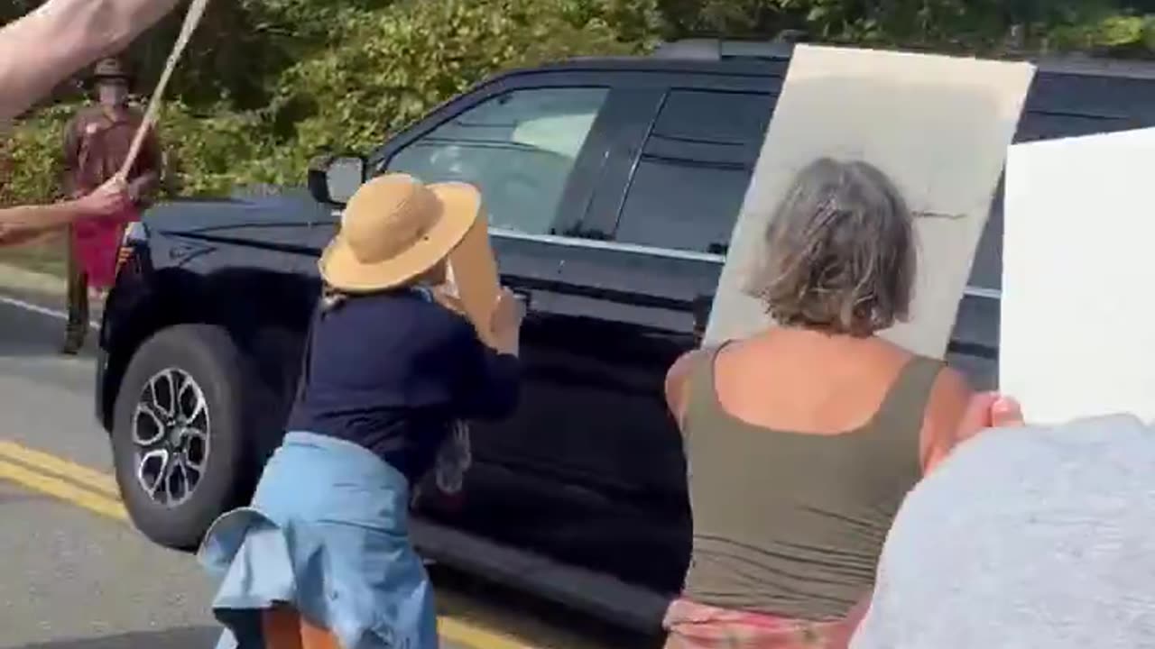 Liberals waited all day to protest RFK Jr. driving by them for 5 seconds..