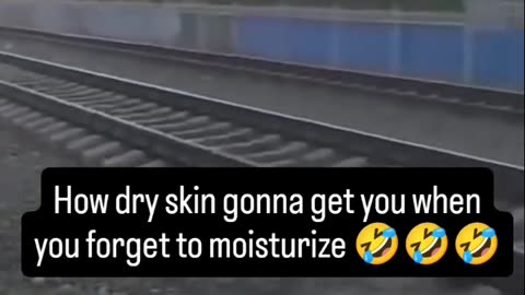 How dry skin gonna get you😂