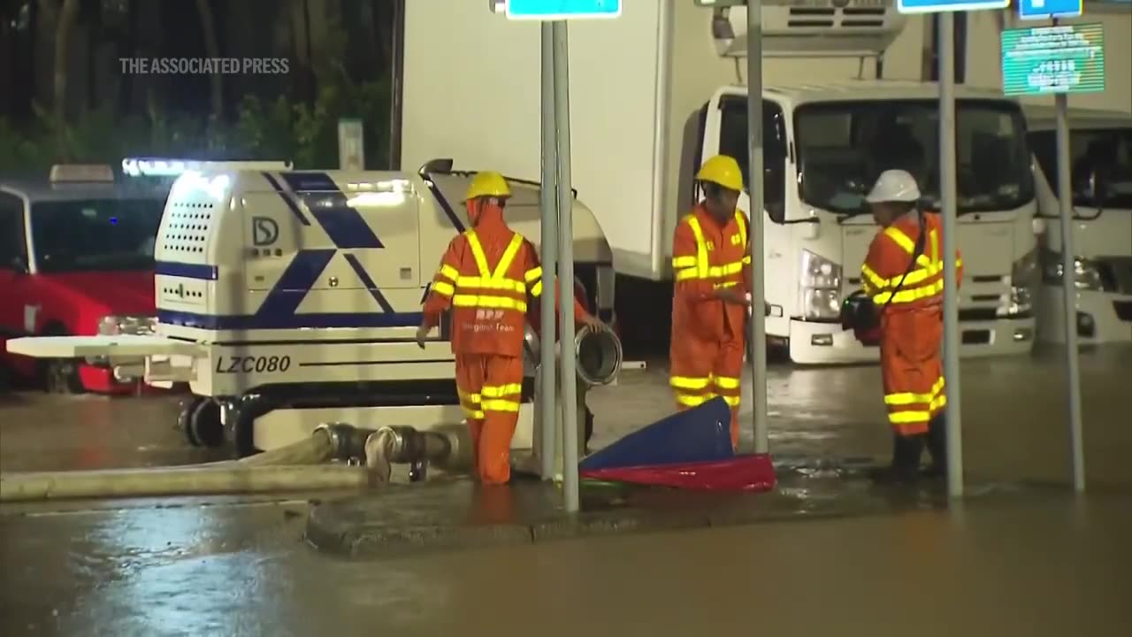 Hong Kong issues its highest 'black' storm warning
