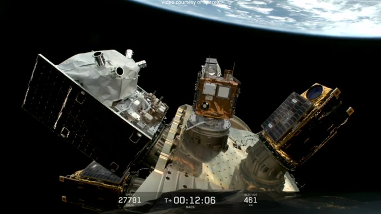 SpaceX Launches NOAS Mission Carrying Earth-imaging Satellites