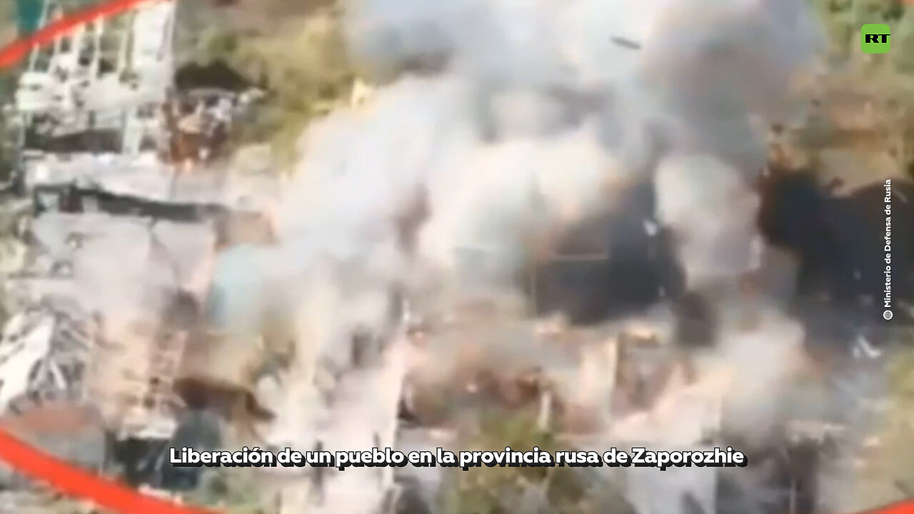 Soldados rusos liberan un pueblo en la provincia de Zaporozhie