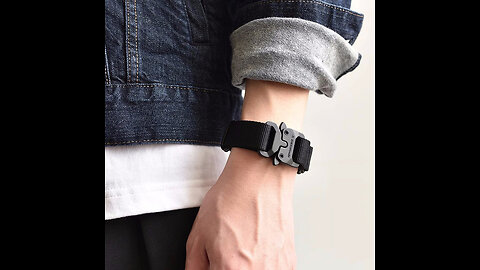 Hip-Hop Athletic Functional Metal Clasp Bracelet