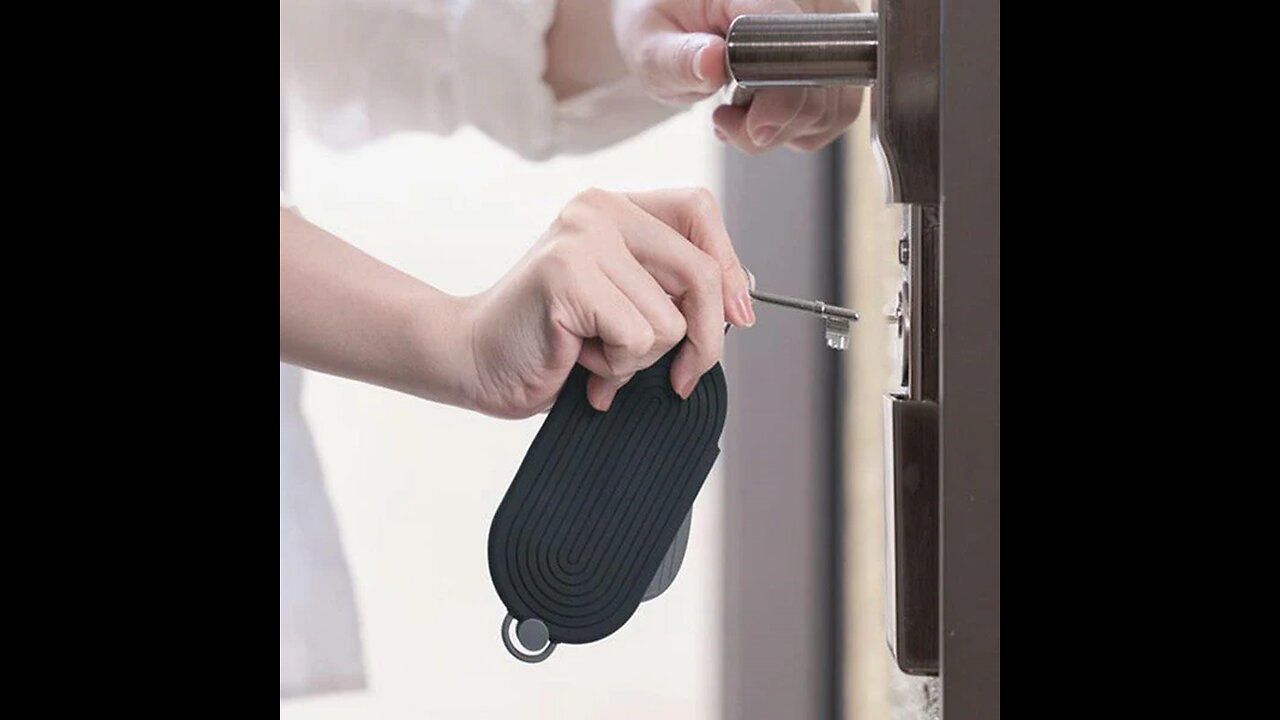Multifunctional Cartoon Elastic Key Holder