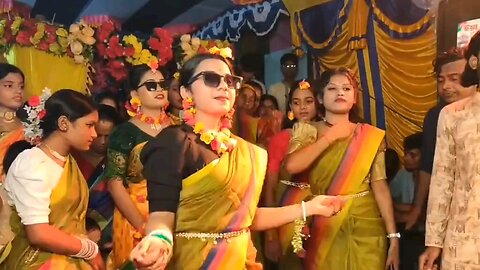 weeding dance