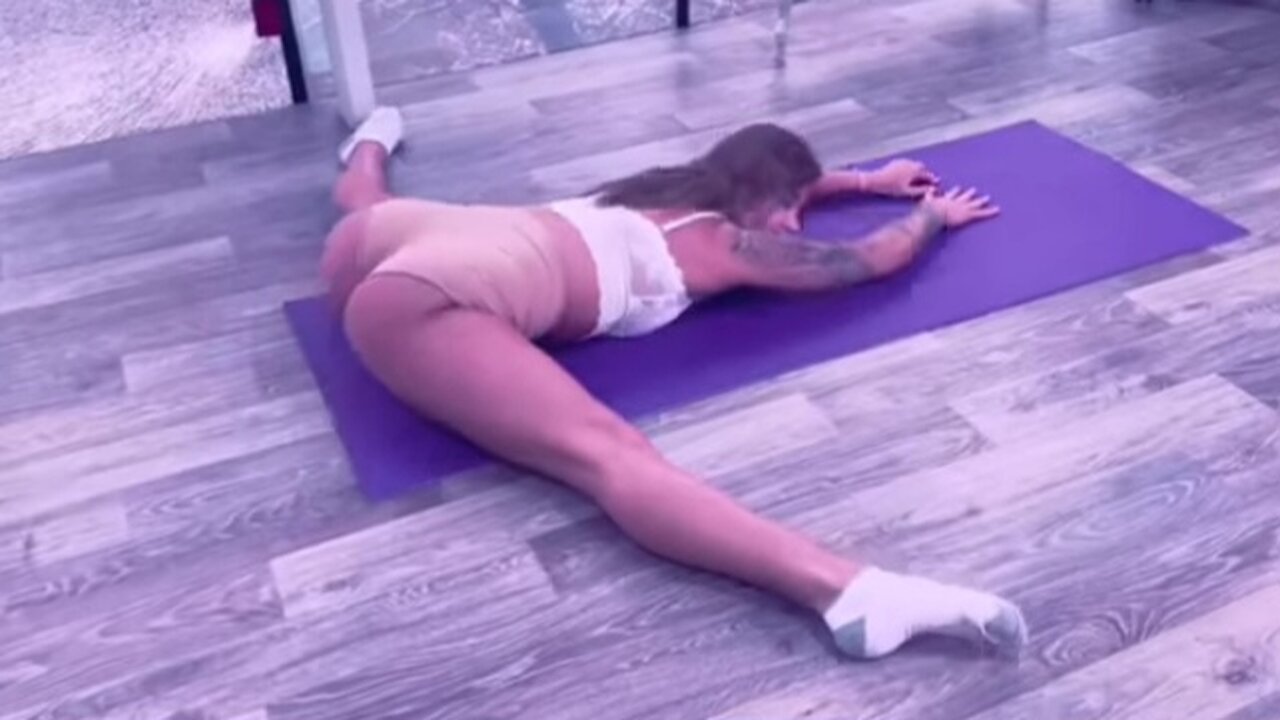 Hips opening stretch flow