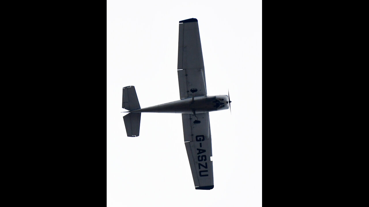 TERRORIST JEFFREY PIKE OVERHEAD PROHIBITED AIRSPACE 15M DISTANCE IN G-ASZU UNSAFE FLY REPORT: 40622