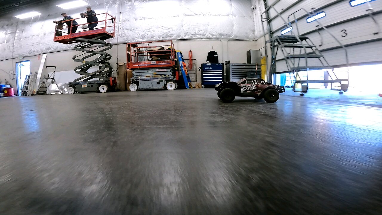 Traxxas Maxx Slash Indoor Drifting