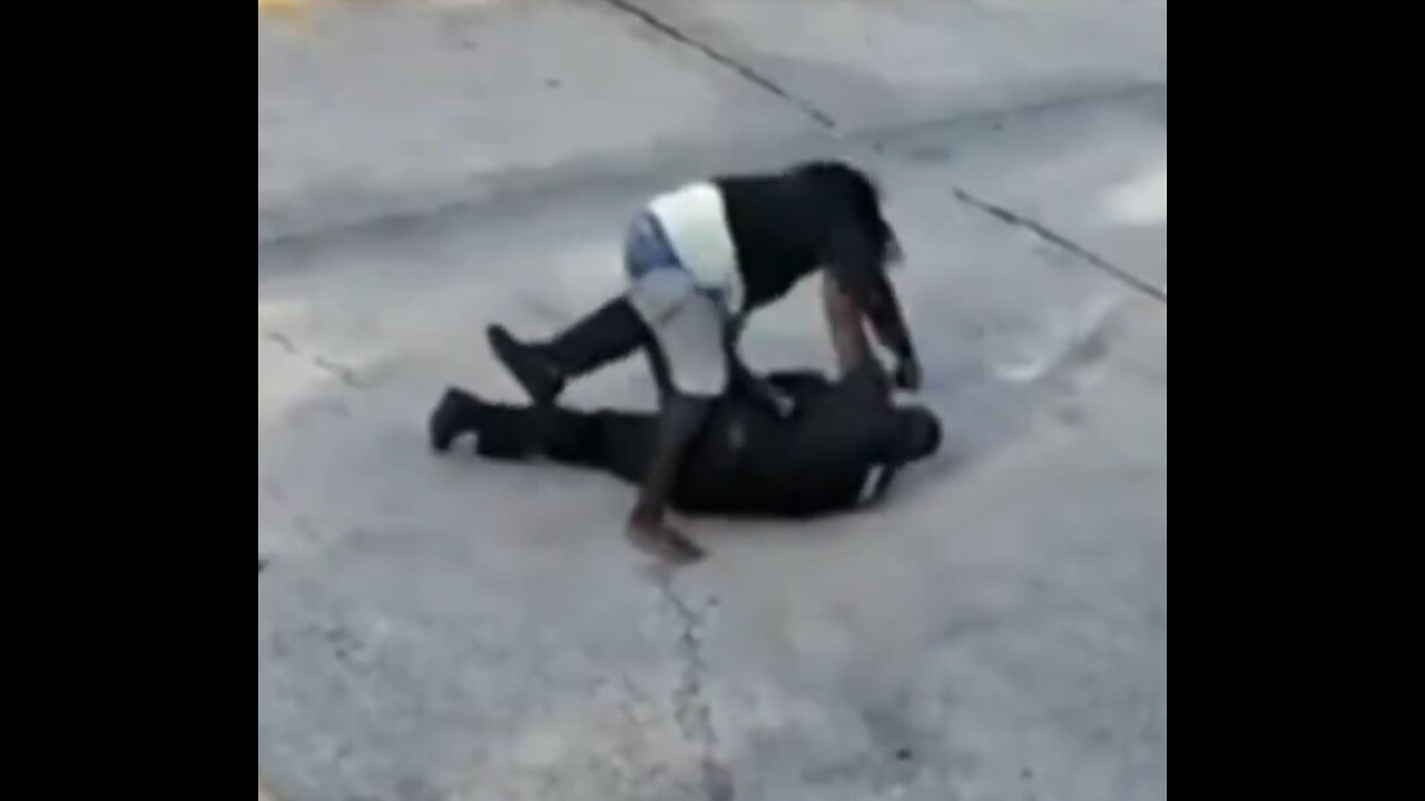 Officer fights and begs for life, forced to shoot when suspect grabs gun